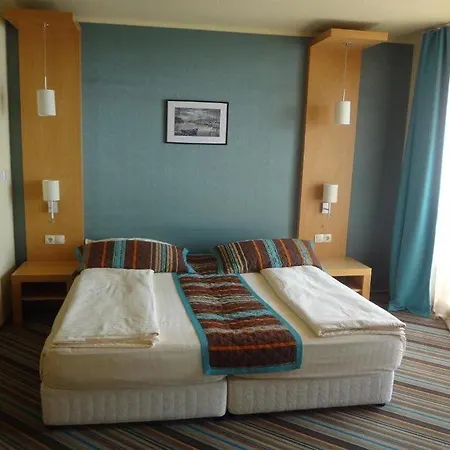 Mirage Hotel